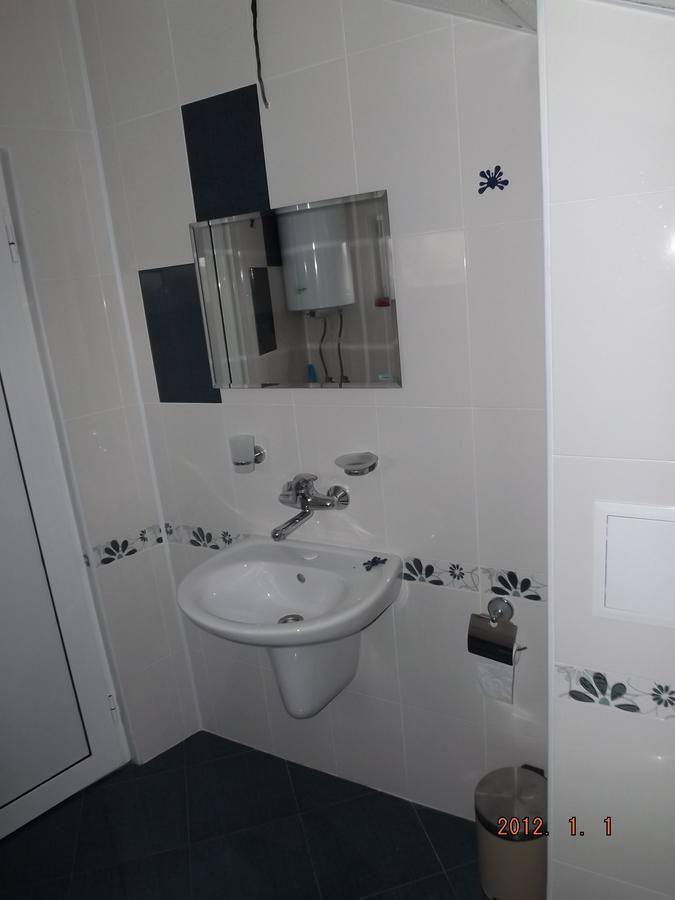 Faina Guest House Rezovo Esterno foto